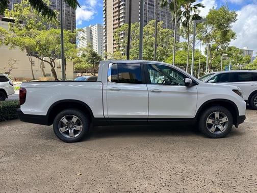 Platinum White Pearl 2026 Honda Ridgeline RTL