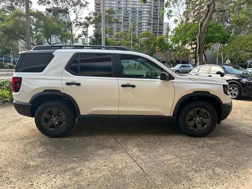 Platinum White Pearl 2026 Honda Passport RTL