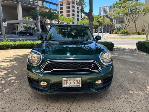 British Racing Green 2019 MINI Countryman Cooper S