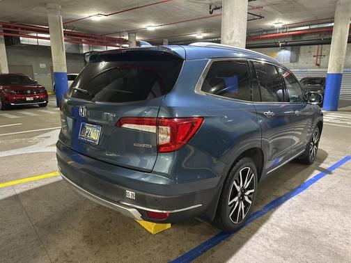 2021 Honda Pilot Touring 8-Passenger