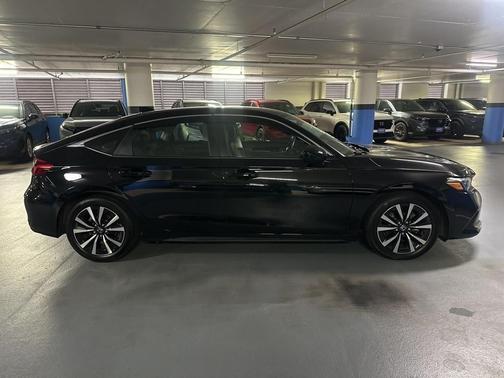 2023 Honda Civic EX-L