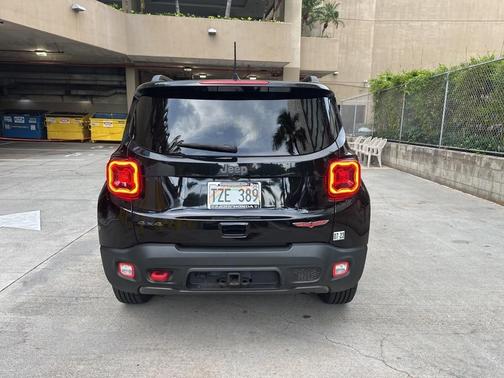 2020 Jeep Renegade Trailhawk