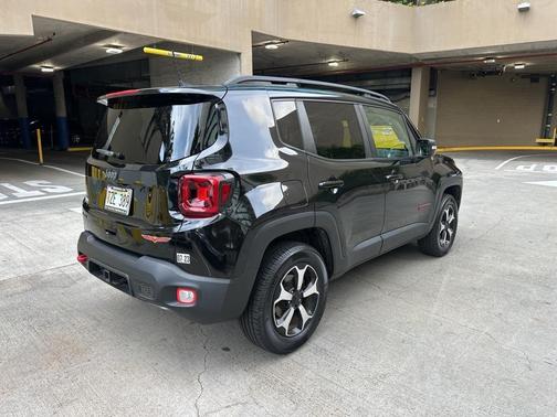 2020 Jeep Renegade Trailhawk