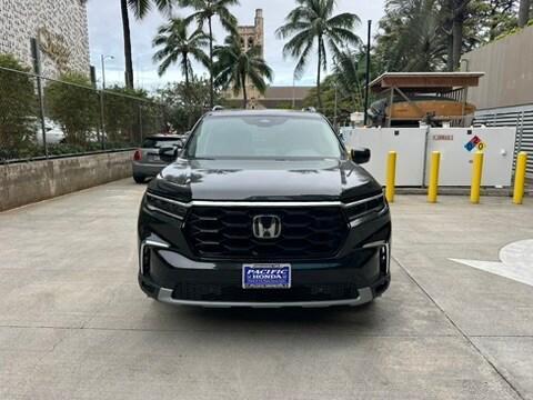 Crystal Black Pearl 2025 Honda Pilot Touring