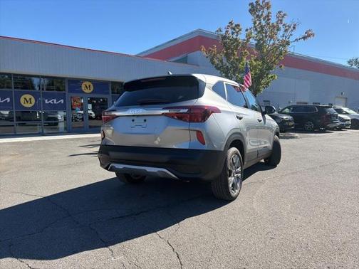 2023 Kia Seltos LX