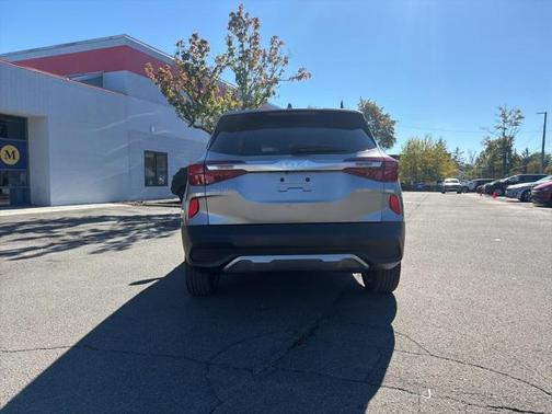 2023 Kia Seltos LX
