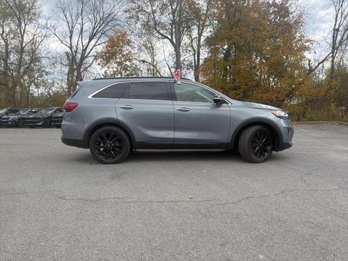 2020 Kia Sorento S