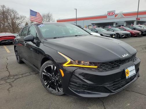 2022 Kia K5 GT-Line