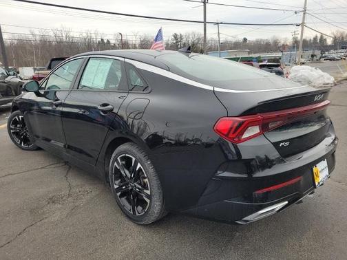 2022 Kia K5 GT-Line