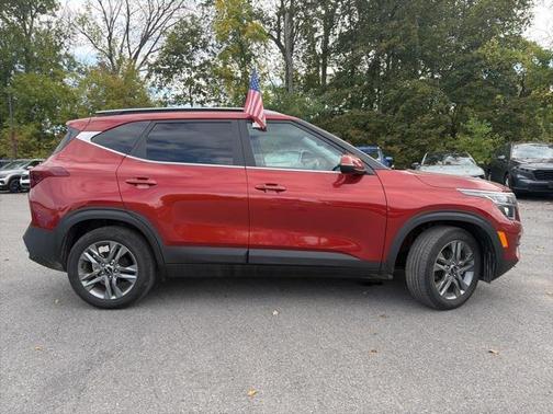 2023 Kia Seltos S