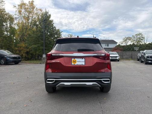 2023 Kia Seltos S