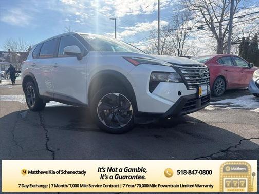 2024 Nissan Rogue SV