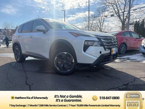 2024 Nissan Rogue SV