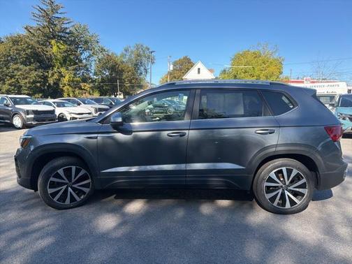2022 Volkswagen Taos 1.5T SE
