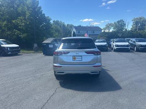 2023 Mitsubishi Outlander SE 2.5 S-AWC