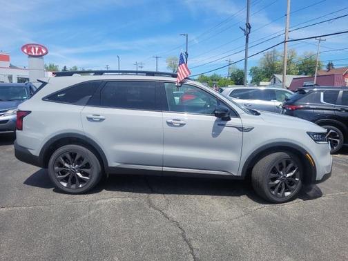 2023 Kia Sorento SX