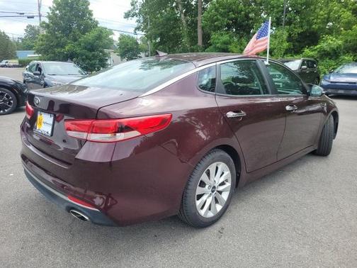 2018 Kia Optima LX