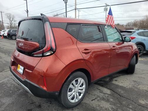 2023 Kia Soul LX