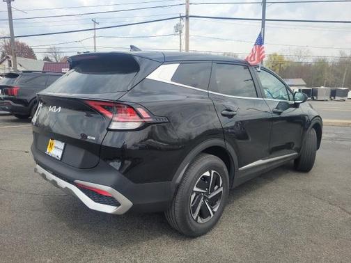 2023 Kia Sportage Hybrid LX
