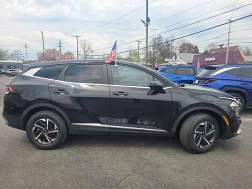2023 Kia Sportage Hybrid LX