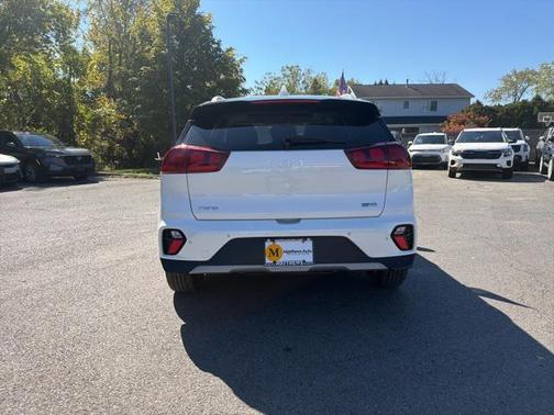 2022 Kia Niro LXS