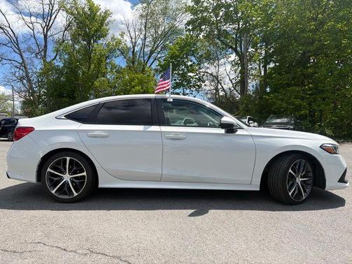 Taffeta White 2024 Honda Civic Touring