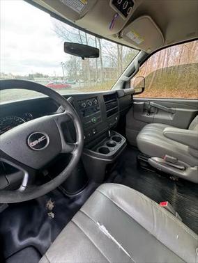 2016 GMC Savana 2500 LS