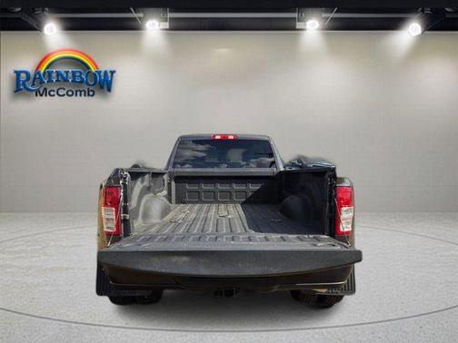 2024 RAM 3500 Tradesman Crew Cab 4x4 8' Box