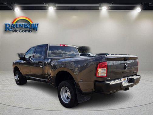 2024 RAM 3500 Tradesman Crew Cab 4x4 8' Box
