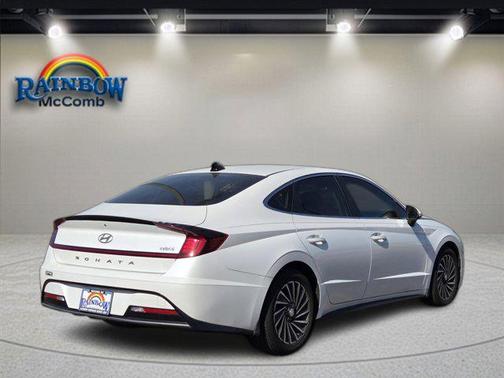 2022 Hyundai SONATA Hybrid SE