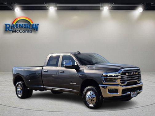 2026 RAM 3500 Laramie Crew Cab 4x4 8' Box