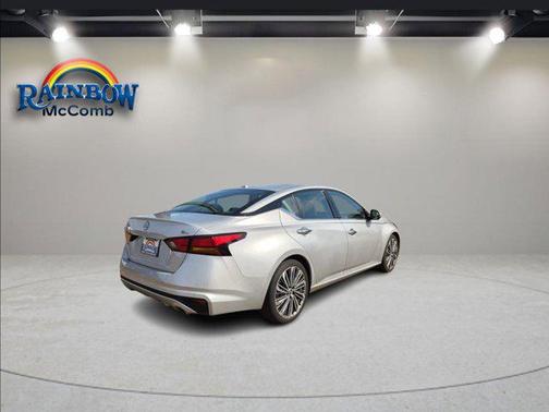 2023 Nissan Altima 2.5 SL