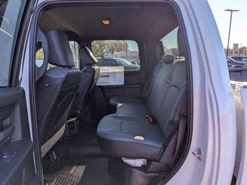 2024 RAM 2500 Tradesman Crew Cab 4x4 8' Box