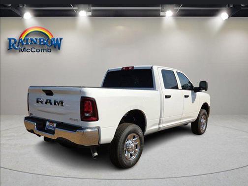2025 RAM 2500 Tradesman Crew Cab 4x4 6'4' Box