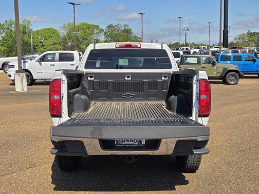 2016 Chevrolet Colorado Base