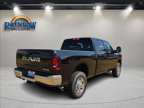 2025 RAM 2500 Tradesman Crew Cab 4x4 6'4' Box