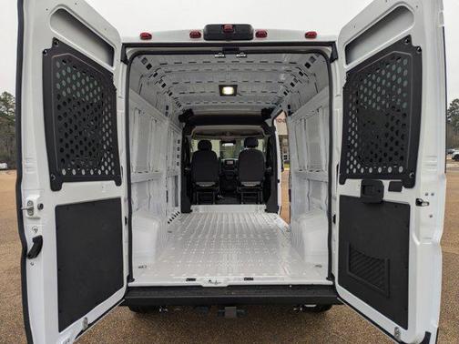 2025 RAM ProMaster 2500 Tradesman