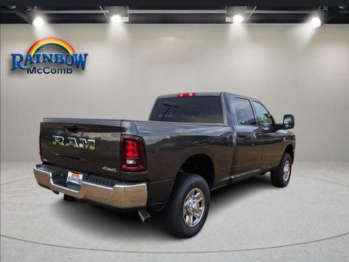 2025 RAM 2500 Tradesman Crew Cab 4x4 6'4' Box