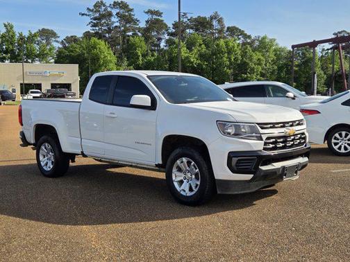 Summit White 2022 Chevrolet Colorado LT