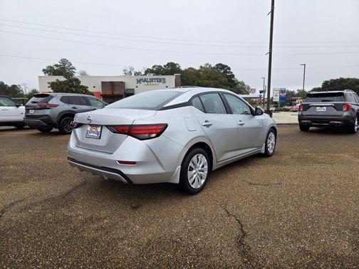 2022 Nissan Sentra S