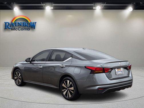 Gun Metallic 2021 Nissan Altima 2.5 SV