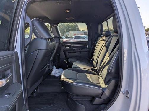 2025 RAM 2500 Laramie Crew Cab 4x4 6'4' Box