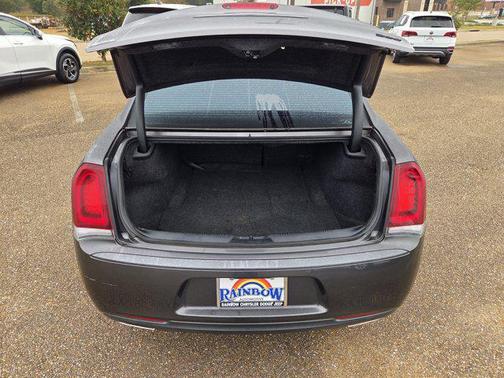 2021 Chrysler 300 Touring