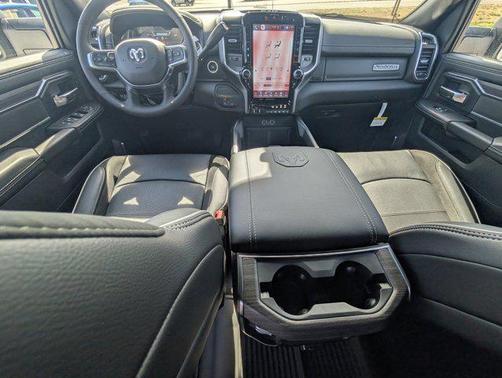 2026 RAM 3500 Laramie Crew Cab 4x4 8' Box