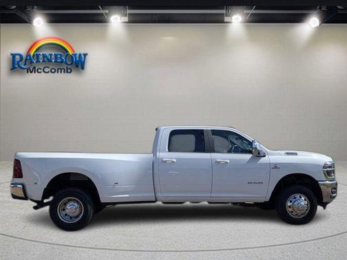2026 RAM 3500 Laramie Crew Cab 4x4 8' Box