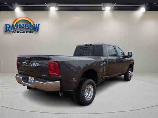 2025 RAM 3500 Laramie Crew Cab 4x4 8' Box