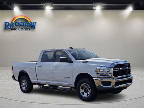 2020 RAM 2500 Big Horn Crew Cab 4X4 6'4' Box
