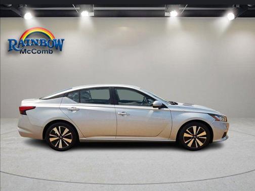2021 Nissan Altima 2.5 SV
