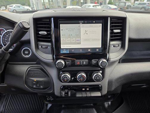 2025 RAM 2500 Tradesman Crew Cab 4x4 6'4' Box