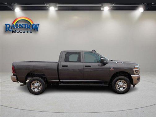 2025 RAM 2500 Tradesman Crew Cab 4x4 6'4' Box
